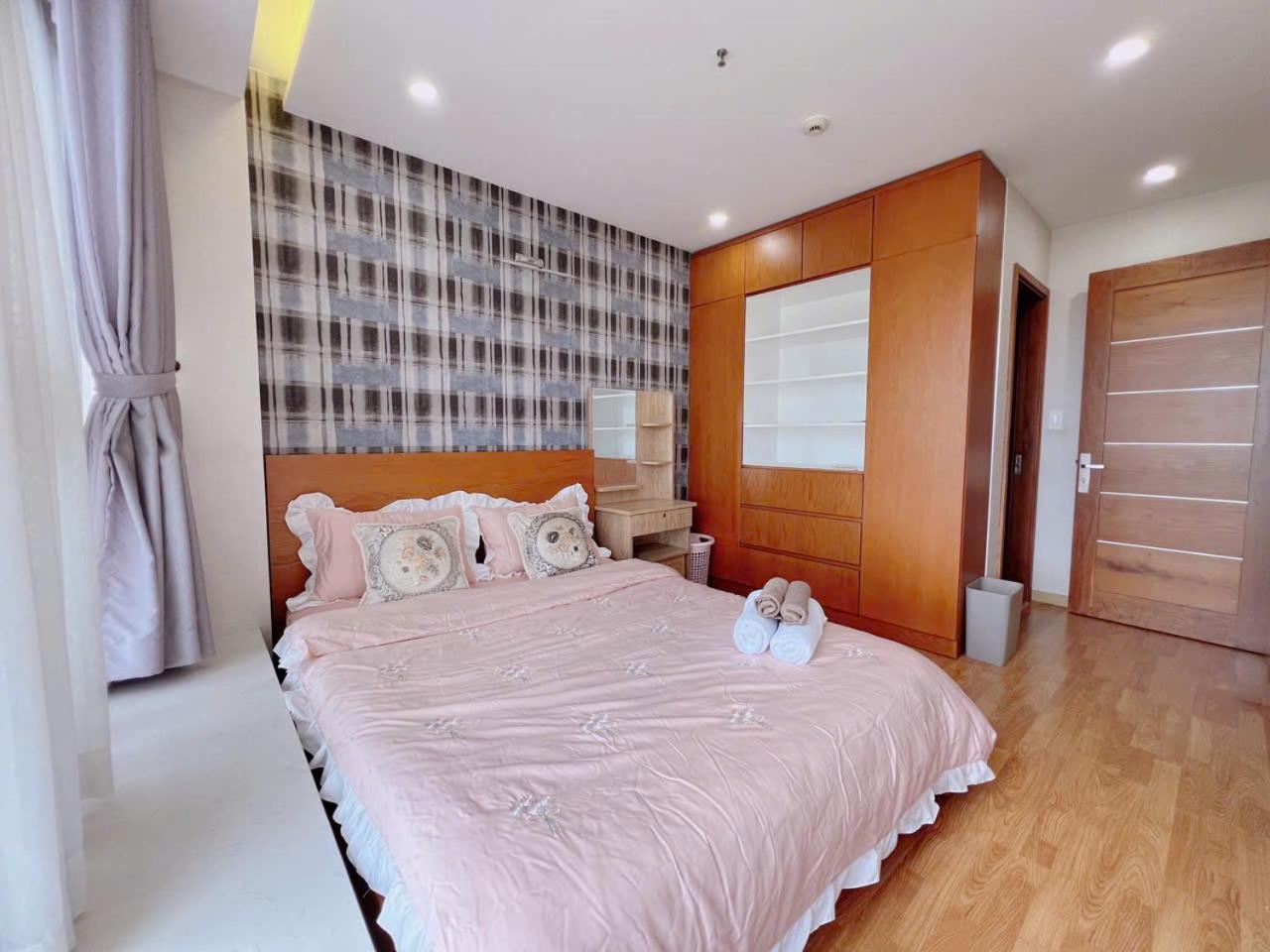 Scenic Valley Near Fv Secc D,7 Bed & Breakfast *